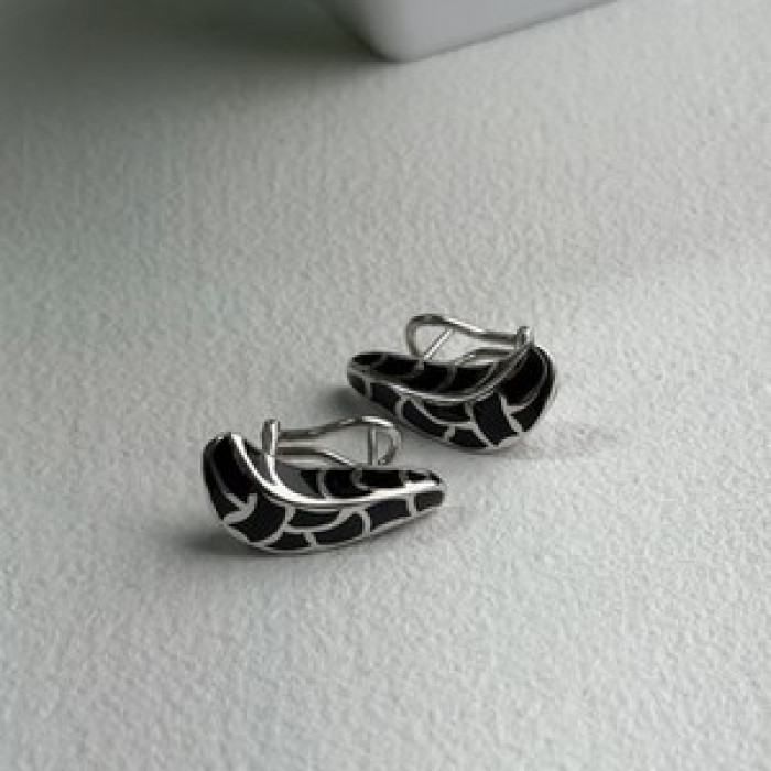 Italy Belle Etoile Coccodrillo 925 Sterling Silver Black Onyx Earrings