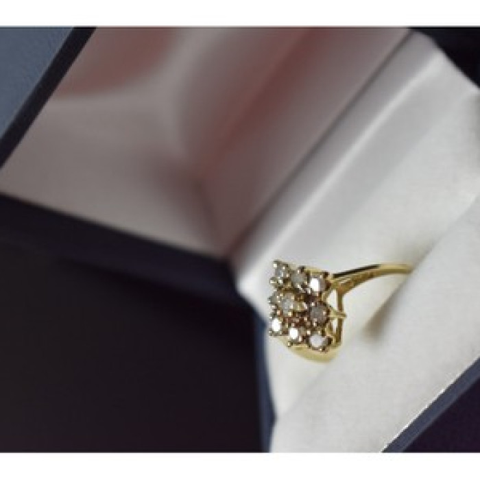 10K Yellow Gold White Sapphire Ring Size 5.5