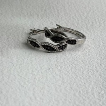 Yin-Yang 925 Sterling Silver Black Onyx Tiny Stones Earrings