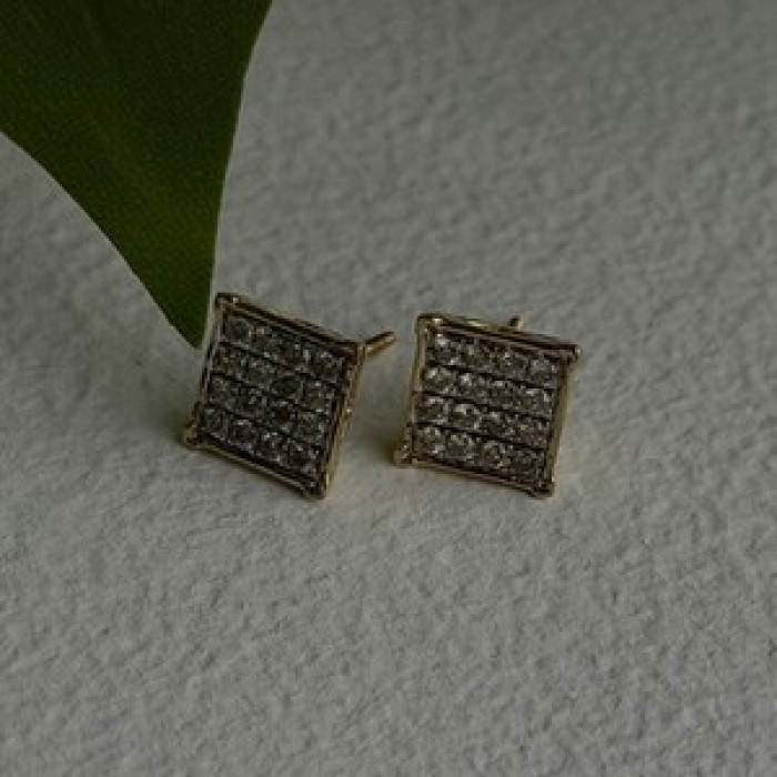 10K Yellow Gold 0.50 ctw Diamonds Stud Earrings