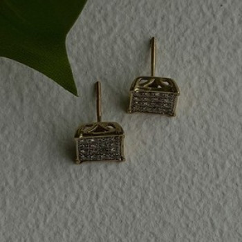10K Yellow Gold 0.50 ctw Diamonds Stud Earrings