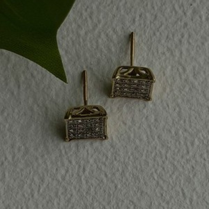 10K Yellow Gold 0.50 ctw Diamonds Stud Earrings