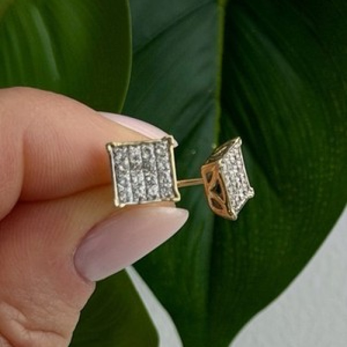 10K Yellow Gold 0.50 ctw Diamonds Stud Earrings