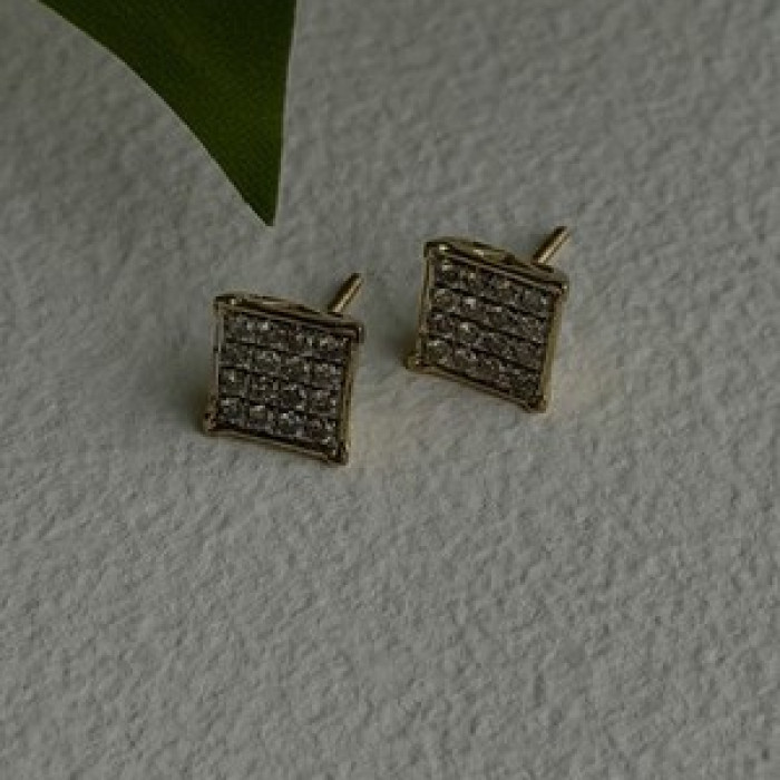 10K Yellow Gold 0.50 ctw Diamonds Stud Earrings