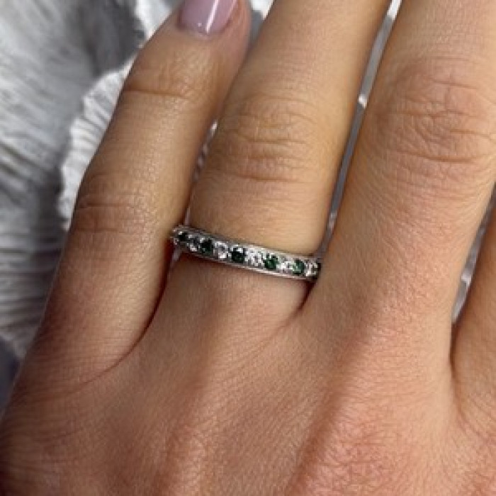 925 Sterling Silver White & Green Cz Band Ring Size 6