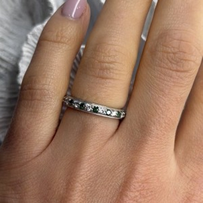 925 Sterling Silver White & Green Cz Band Ring Size 6