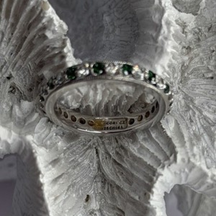 925 Sterling Silver White & Green Cz Band Ring Size 6