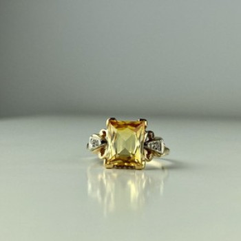 10K Yellow Gold Yellow Topaz & Diamonds Ring Size 9.75