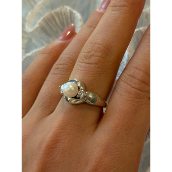 925 Sterling Silver Pearl & Cz Ring Size 8.5