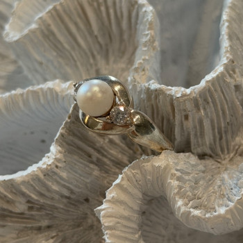 925 Sterling Silver Pearl & Cz Ring Size 8.5
