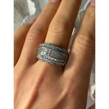 Elegant Design 925 Sterling Silver Cz Ring Size 11