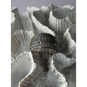 Elegant Design 925 Sterling Silver Cz Ring Size 11