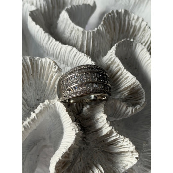 Elegant Design 925 Sterling Silver Cz Ring Size 11