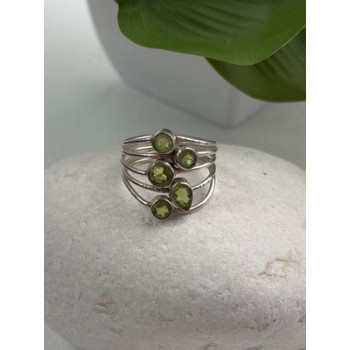 925 Sterling Silver Peridot Ring Size 8.5