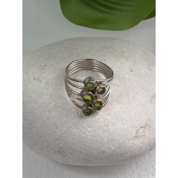 925 Sterling Silver Peridot Ring Size 8.5
