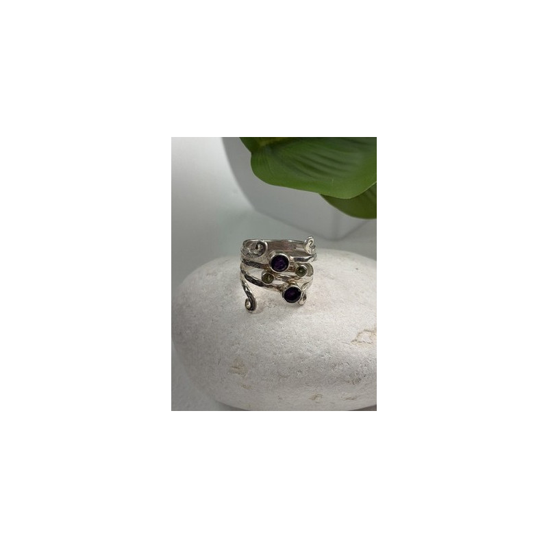 925 Sterling Silver Amethyst & Peridot Ring Size 9.5