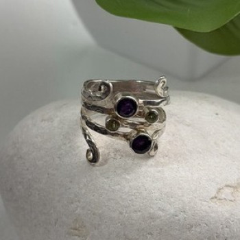 925 Sterling Silver Amethyst & Peridot Ring Size 9.5