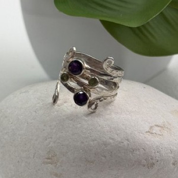 925 Sterling Silver Amethyst & Peridot Ring Size 9.5