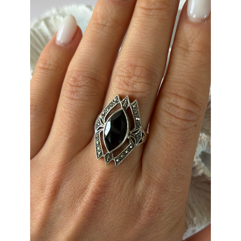 Vintage 925 Sterling Silver Onyx & Marcasite Ring Size 10