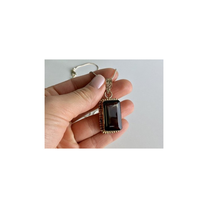 Vintage Chain with Pendant Jewelry Glass