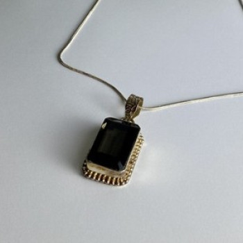 Vintage Chain with Pendant Jewelry Glass