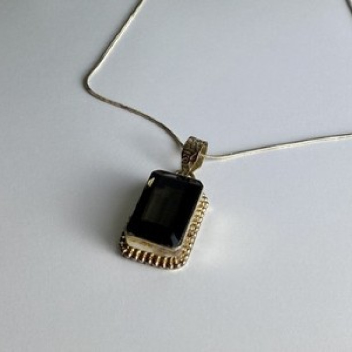 Vintage Chain with Pendant Jewelry Glass