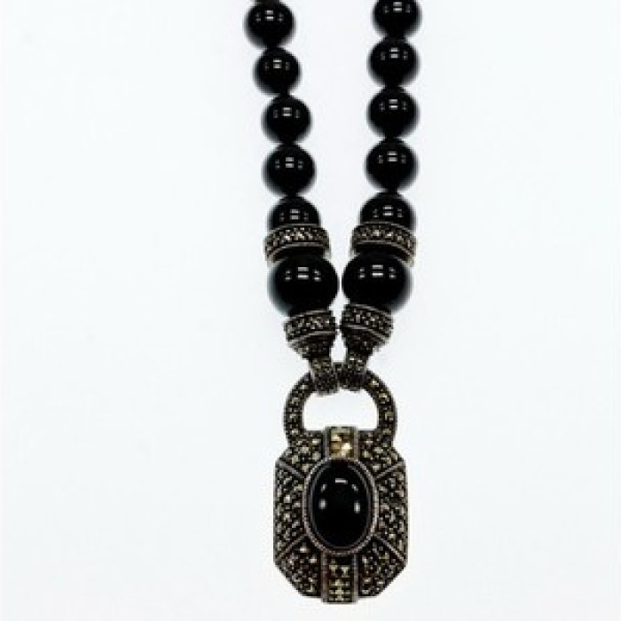 Vintage 925 Sterling Silver Black Jade and Marcasites Necklace