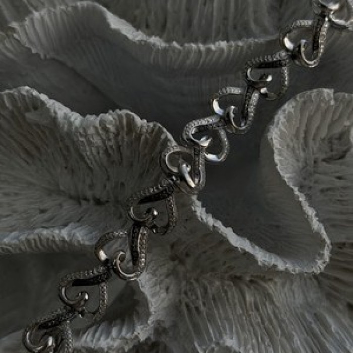 925 Sterling Silver Black & White Diamonds Heart Bracelet 7.5
