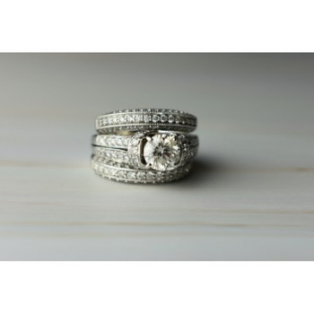 14K WHITE GOLD DIAMONDS EXCLUSIVE TRIPLE RING SIZE 7.25