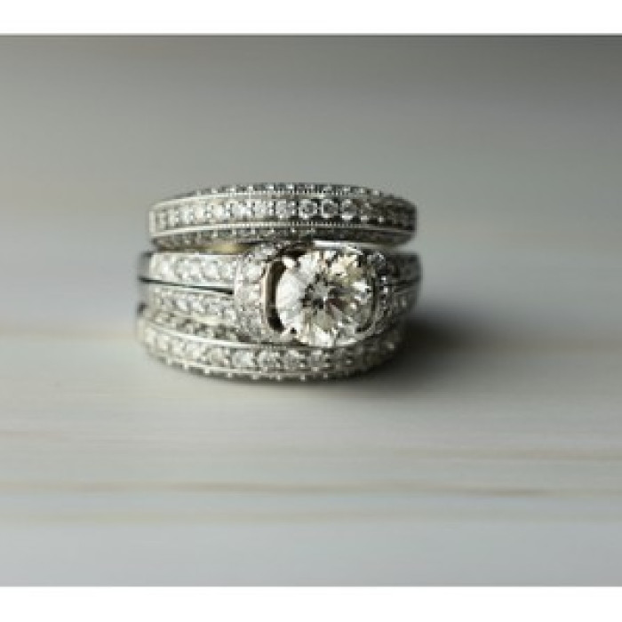 14K White Gold Diamonds Exclusive Triple Ring Size 7.25