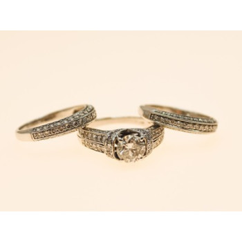 14K WHITE GOLD DIAMONDS EXCLUSIVE TRIPLE RING SIZE 7.25