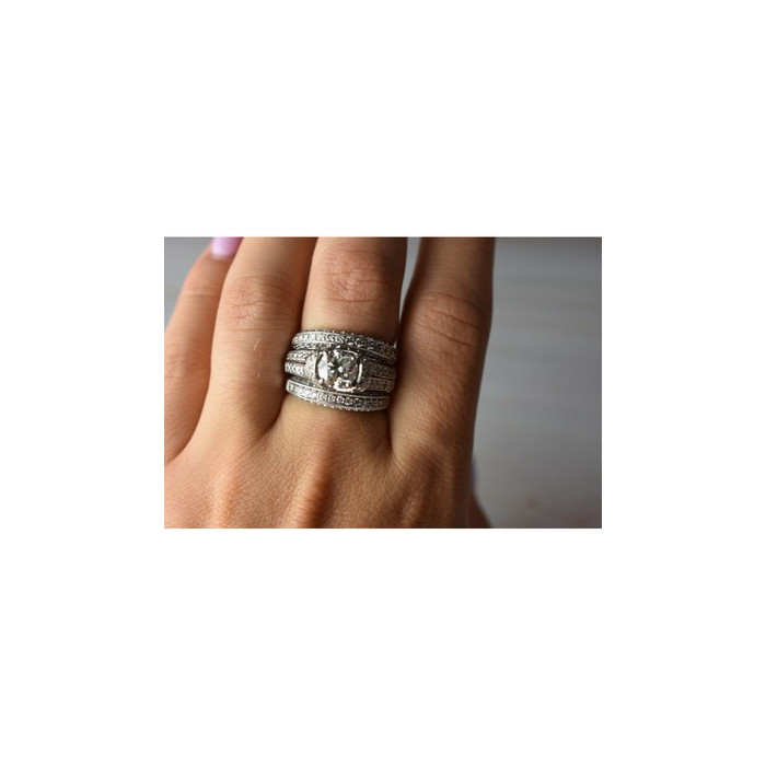 14K WHITE GOLD DIAMONDS EXCLUSIVE TRIPLE RING SIZE 7.25