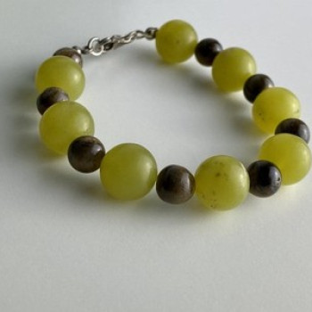 Beautiful Bracelet with Agate & Sterling Silver Clasp 