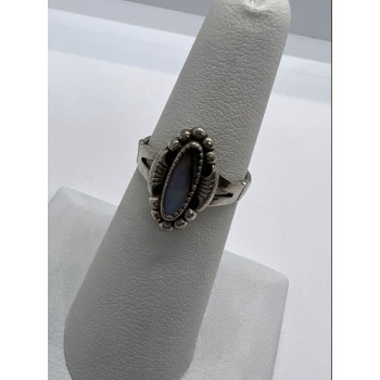 925 Sterling Silver Mother Of Pearl Ring Size 5.5