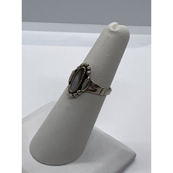 925 Sterling Silver Mother Of Pearl Ring Size 5.5