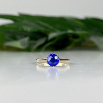 10K Yellow Gold Tanzanite Ring Size 5.5
