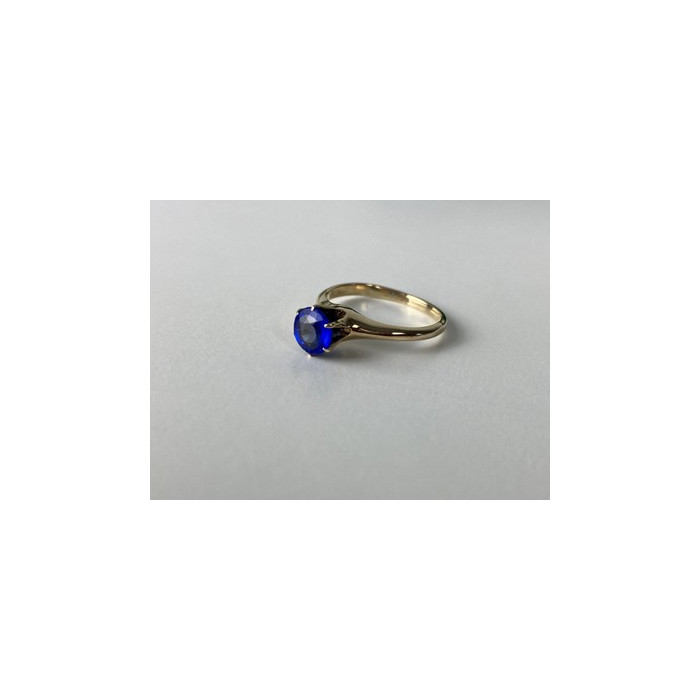 10K YELLOW GOLD TANZANITE RING SIZE 5.5