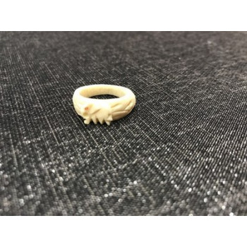 Unusual bone ring size 7.5