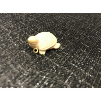 Bone pendant “Turtle”