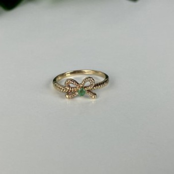 10K Yellow Gold Emerald BOW Ring Size 7.25