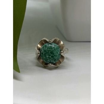Vintage 925 Sterling Silver Green Peking Glass Stone Ring Size 6