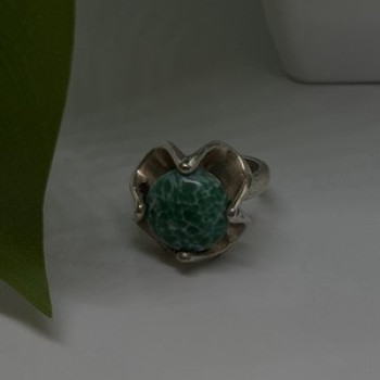 Vintage 925 Sterling Silver Green Peking Glass Stone Ring Size 6