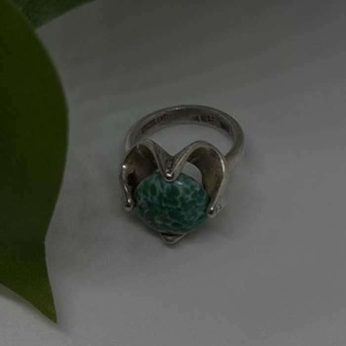 Vintage 925 Sterling Silver Green Peking Glass Stone Ring Size 6