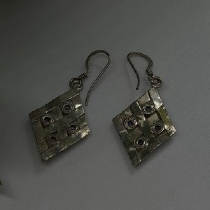 Beautiful Vintage 925 Sterling Silver Amethyst Earrings