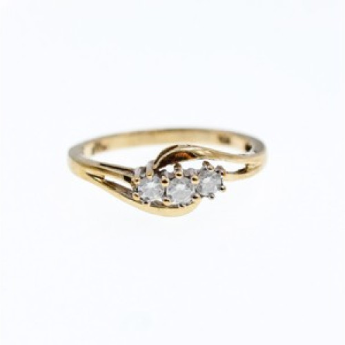 10K Yellow Gold Sapphire Ring Size 6.75