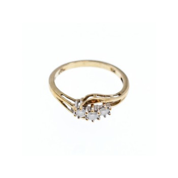 10K YELLOW GOLD SAPPHIRE RING SIZE 6.75