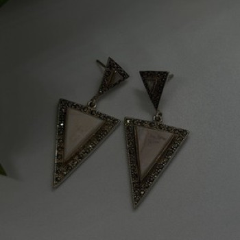 Vintage Elegant 925 Sterling Silver Pink Mother of Pearl & Marcasite Earrings