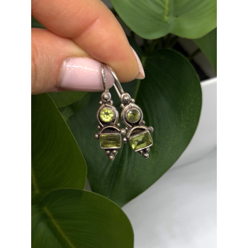 Vintage 925 Sterling Silver Green Peridot Earrings