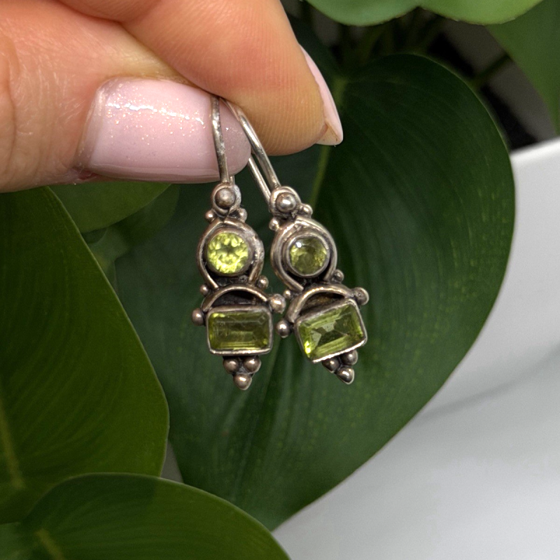 Vintage 925 Sterling Silver Green Peridot Earrings