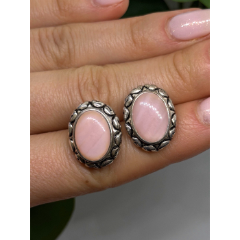 Southwest-Style 925 Sterling Silver Pink Conch Shell Oval Clip-On Earrings